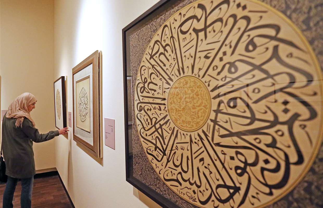من خلال معرض متخصص يستمر لغاية 18 أكتوبر المقبل متحف الشارقة للخط يطلع زواره على مراحل تطور الخط العربي