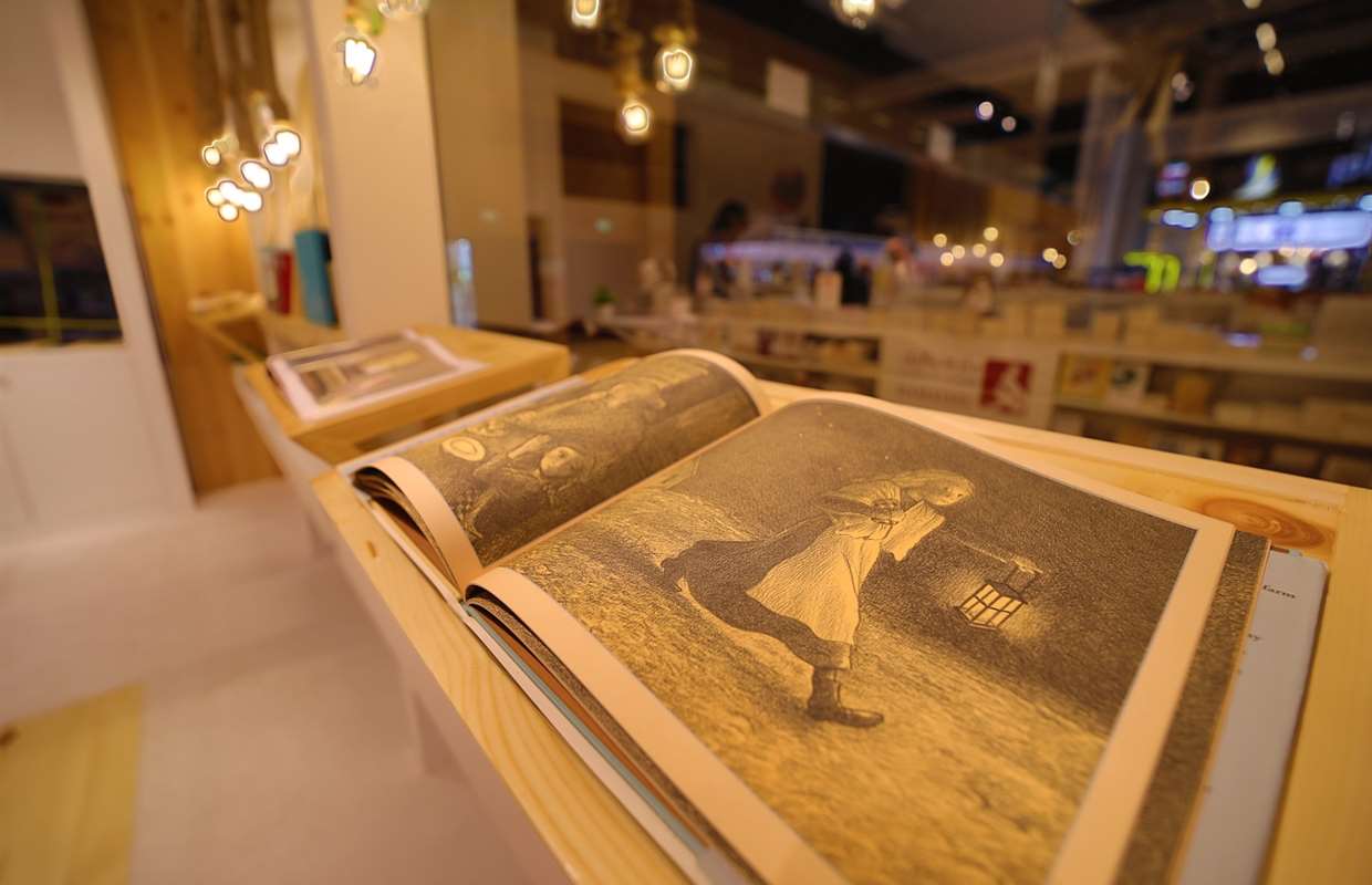 المجلس الإماراتي لكتب اليافعين يستضيف معرض الكتب الصامتة